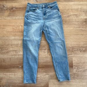 American eagle mom jean